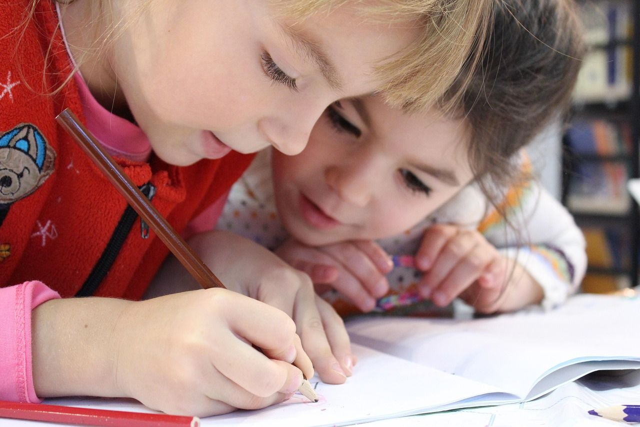 découvrez des ressources éducatives innovantes pour apprendre, enseigner et progresser à tous les niveaux.