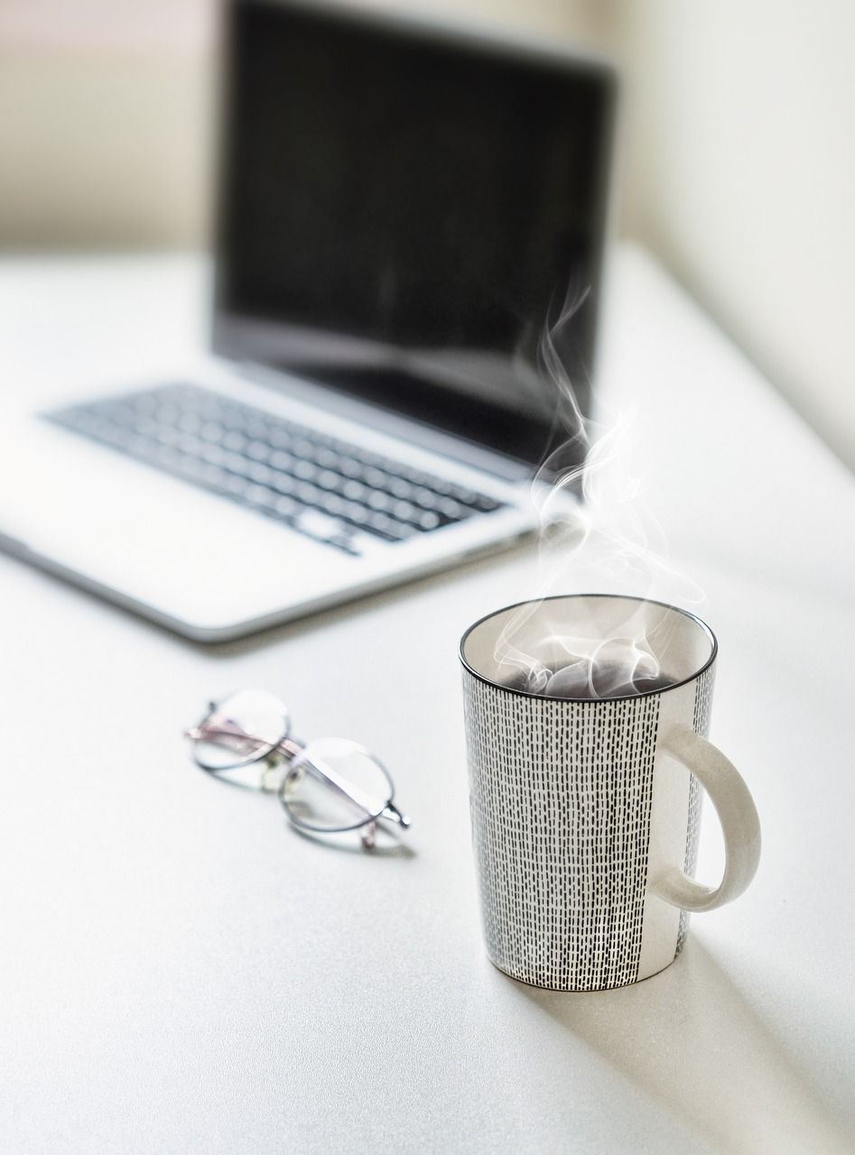 découvrez des stratégies essentielles pour améliorer la sécurité au travail, prévenir les accidents et garantir un environnement de travail sain et serein pour tous les employés.
