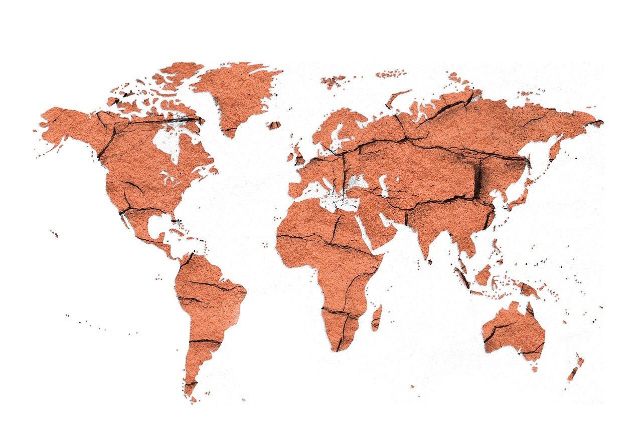 carte climatique interactive montrant les variations de température, précipitations et autres données environnementales à travers le monde.