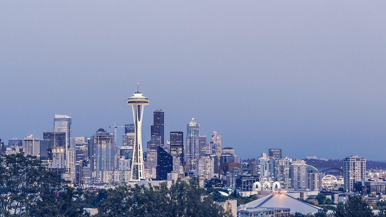 découvrez l'urban renaturation, une approche innovante pour réintroduire la nature en milieu urbain, améliorer la biodiversité et créer des espaces verts durables.