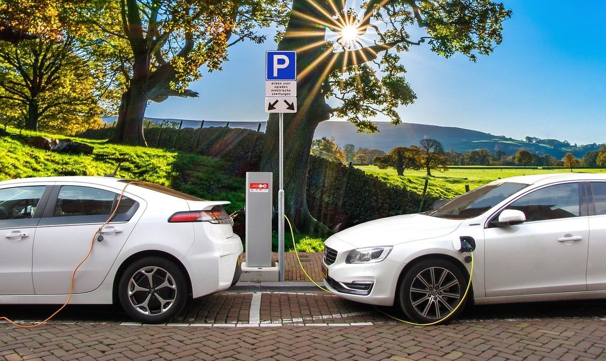 Voitures électriques : remède miracle ou simple pansement pour la planète ?